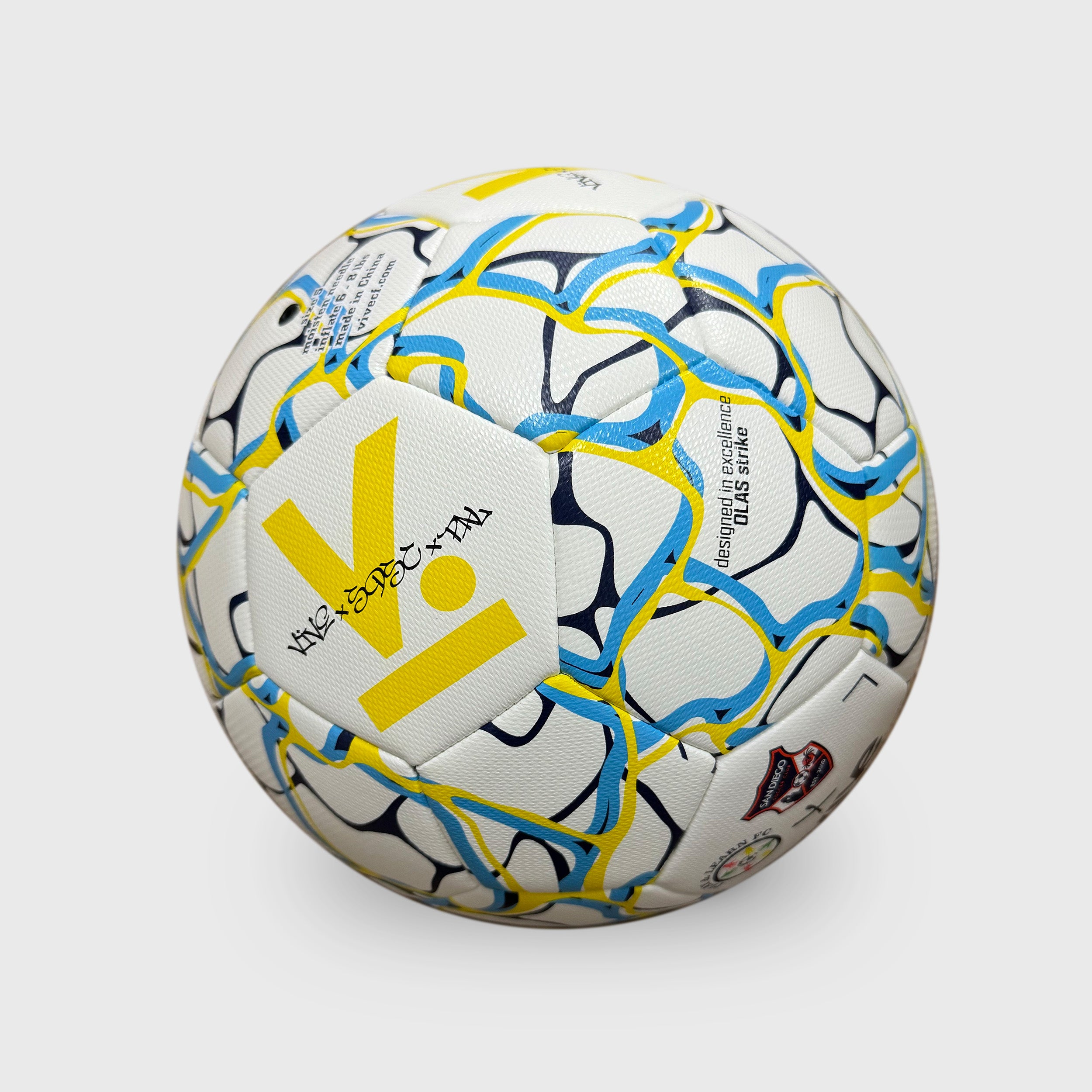 'Olas Strike' Soccer Ball