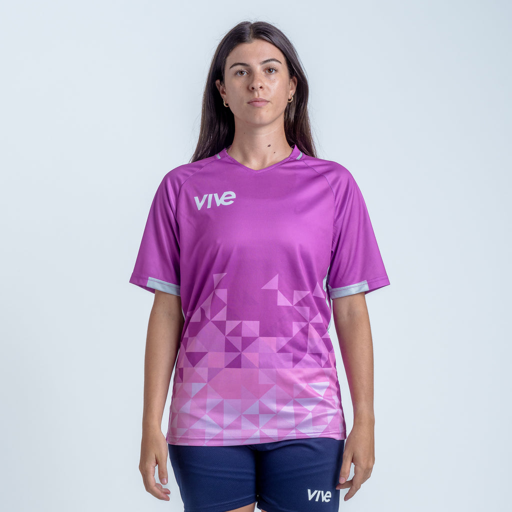 Campeones Soccer Training Jersey on Model - Mauve color with White design from VIVE