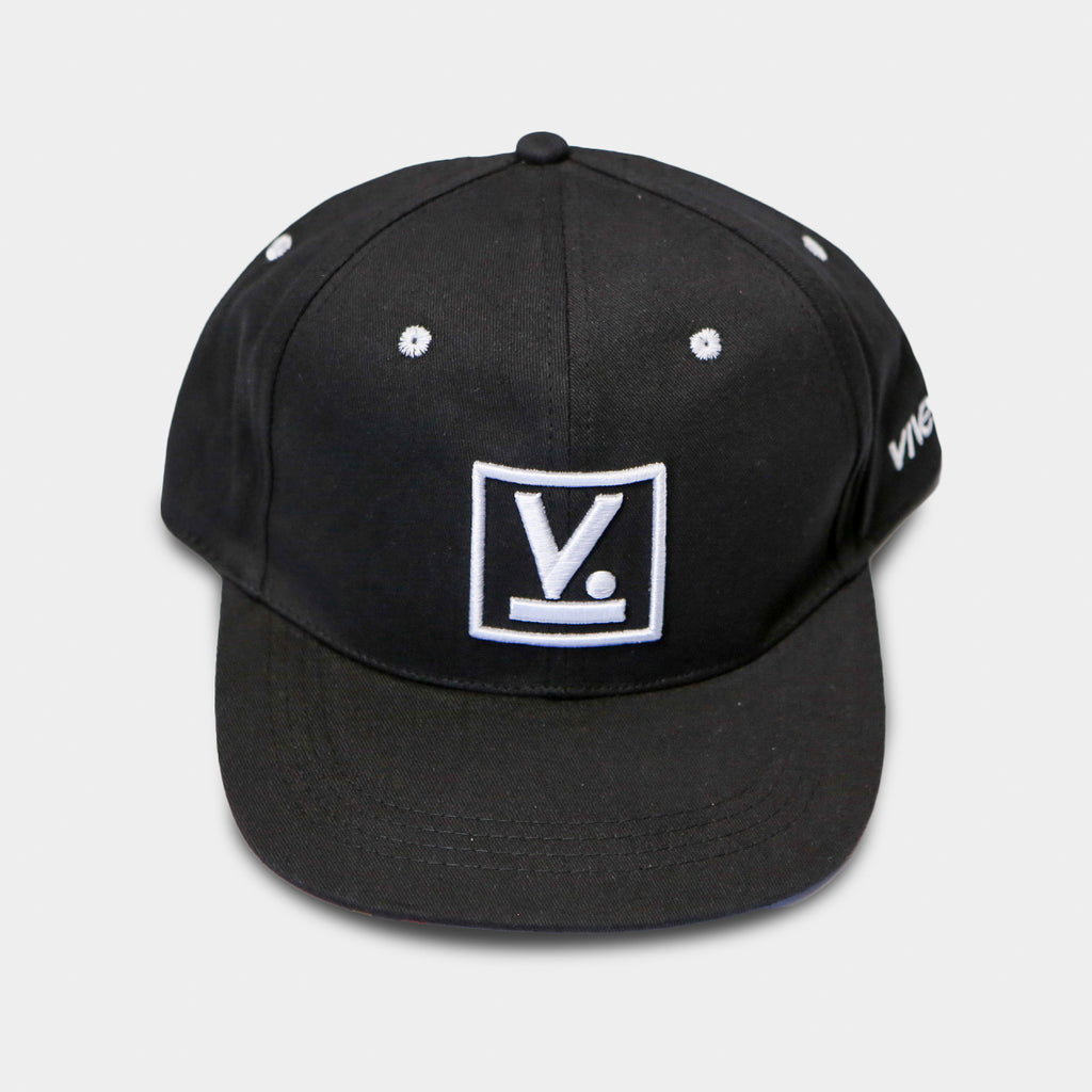 V Futbol Hat
