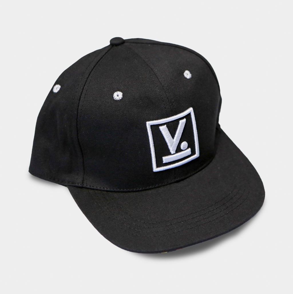 V Futbol Hat