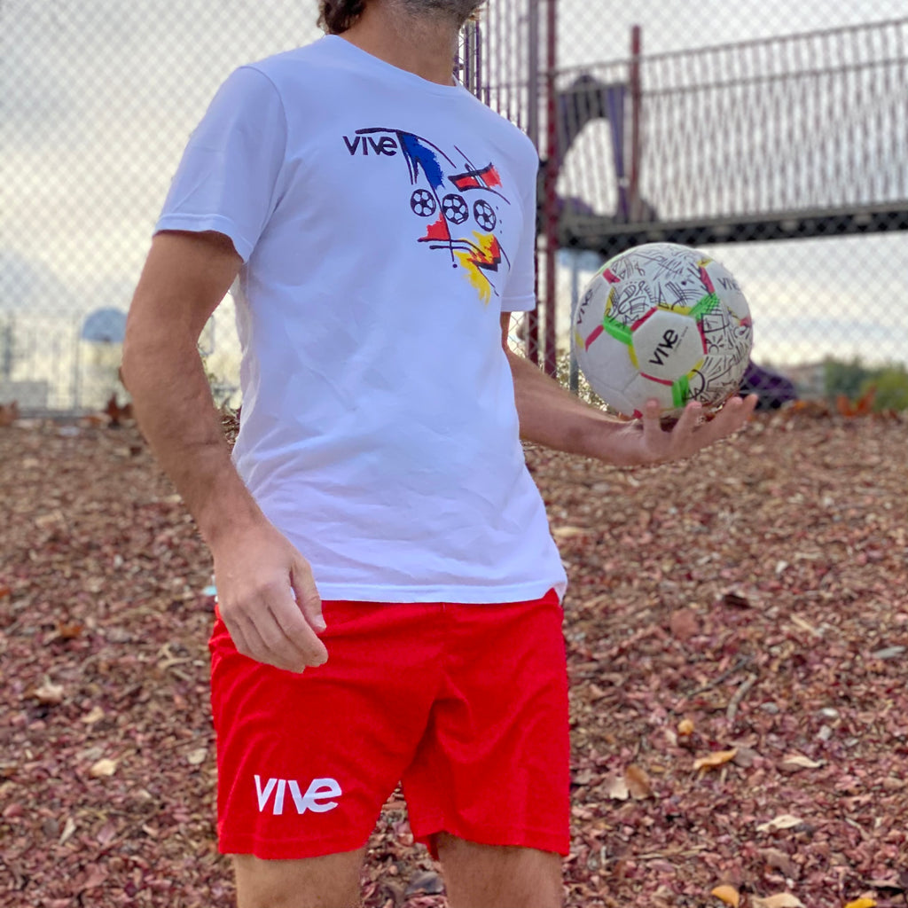 Tres T-Shirt